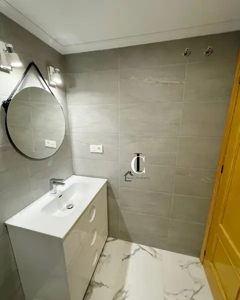 Baño Ava, reforma de baño realizada por Crear e Ignovar en Orihuela Costa