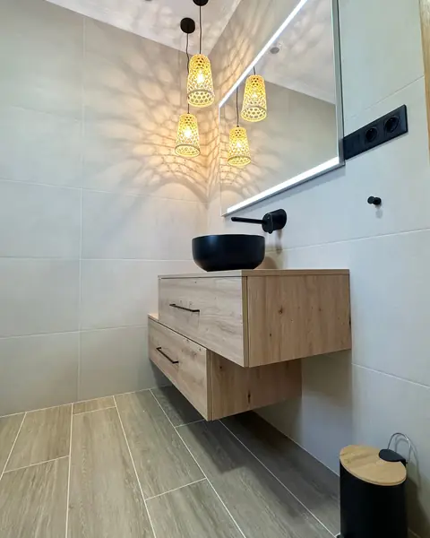 Baño Benerice, reforma de baño realizada por Crear e Ignovar en Orihuela Costa