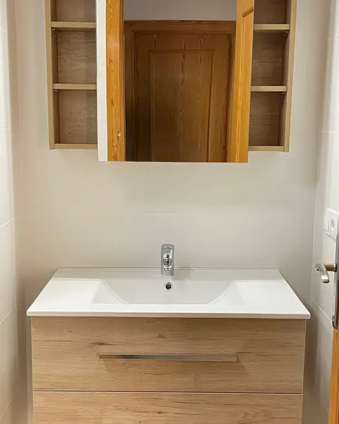 Baño Bóreas, reforma de baño realizada por Crear e Ignovar en Orihuela Costa