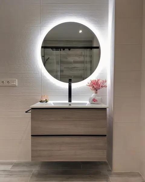 Baño Grecia, reforma de baño realizada por Crear e Ignovar en Orihuela Costa