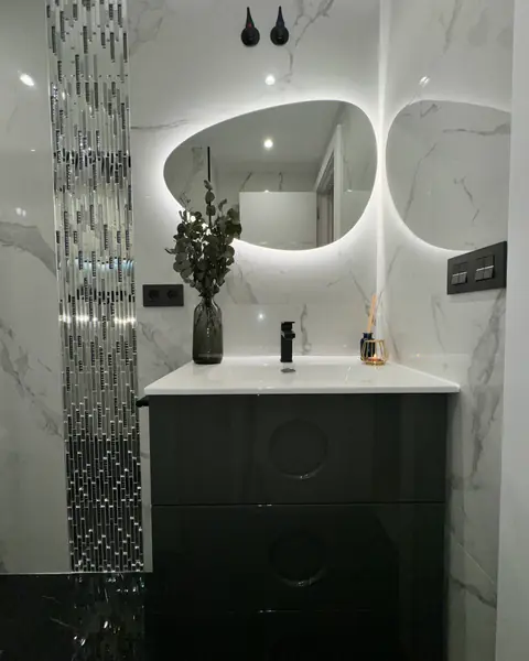 Baño Vania, reforma de baño realizada por Crear e Ignovar en Orihuela Costa