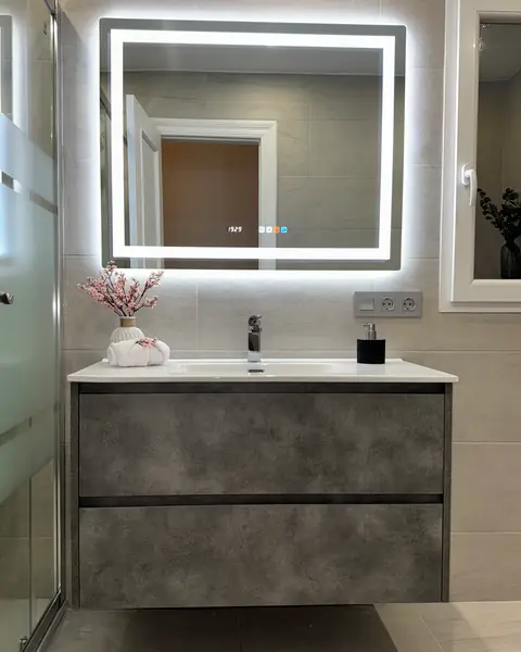 Baño Zoe, reforma de baño realizada por Crear e Ignovar en Orihuela Costa